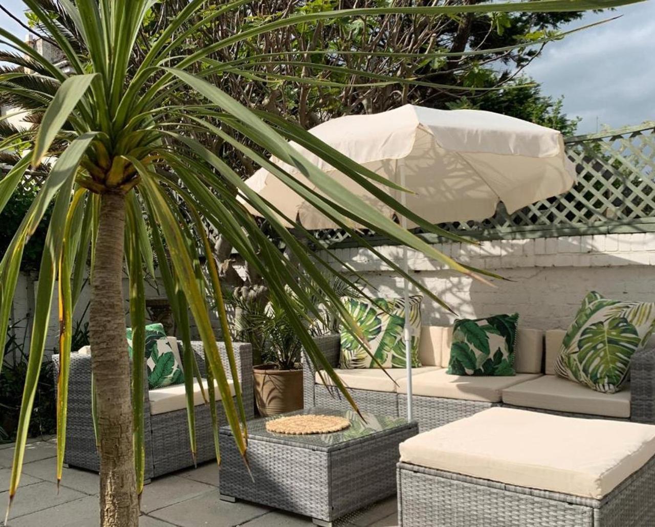 Kira Beach House, Hove Beach Bilik gambar
